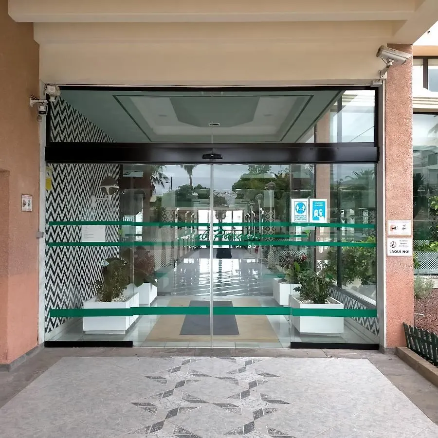 Paradise Beach Apartment, With Wifi And Stunning Sea Views 아데제 0*,  스페인